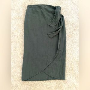 Olive green Wrap skirt with side tie and curved bottom